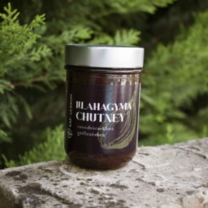 Lilahagyma chutney 345g