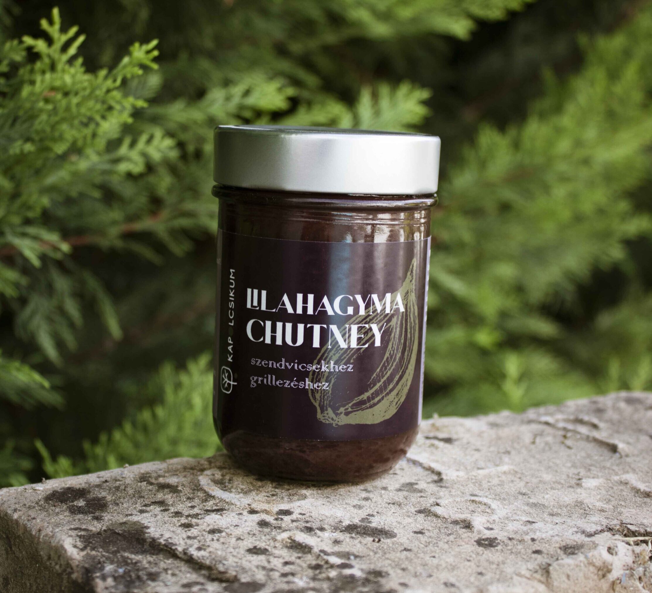 Lilahagyma chutney 345g
